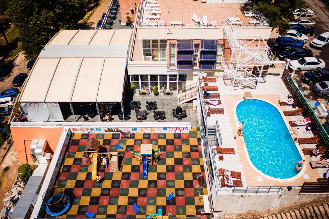 Bacolux Afrodita Resort & Spa, Herculane Băile Herculane Exterior foto